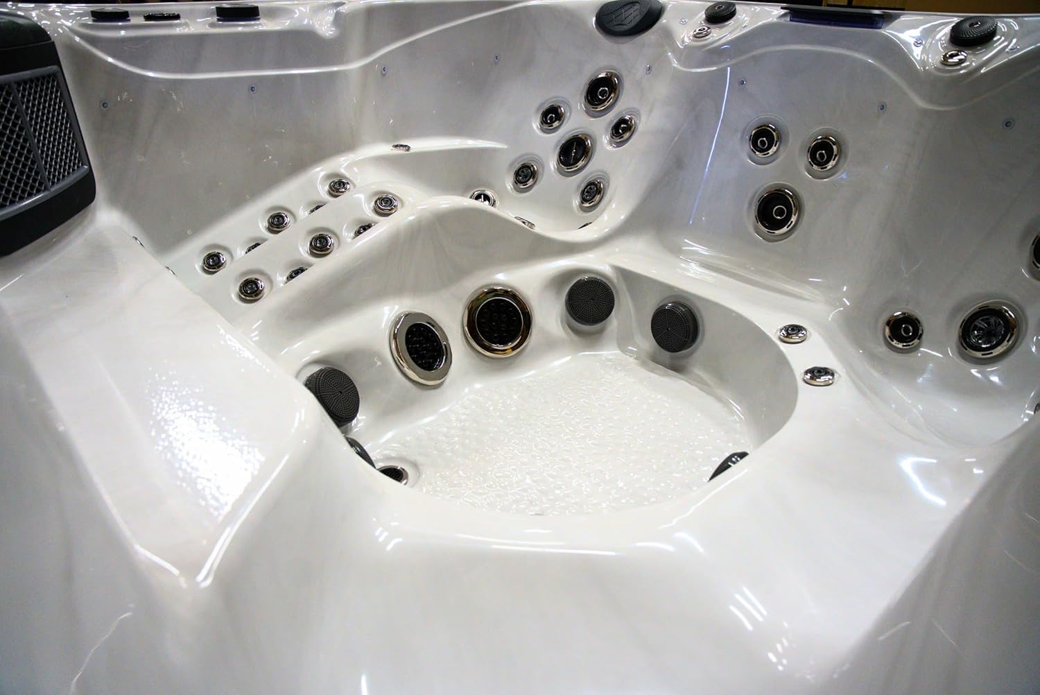 American Hydro Spa Platinum XL Plus Lounge worth it,should I buy Platinum XL Plus Lounge,Platinum XL Plus Lounge pros cons,best 5 person hot tub with lounge,American Hydro Spa Platinum XL Plus vs alternatives,Platinum XL Plus Lounge worth buying unboxing and complete package contents