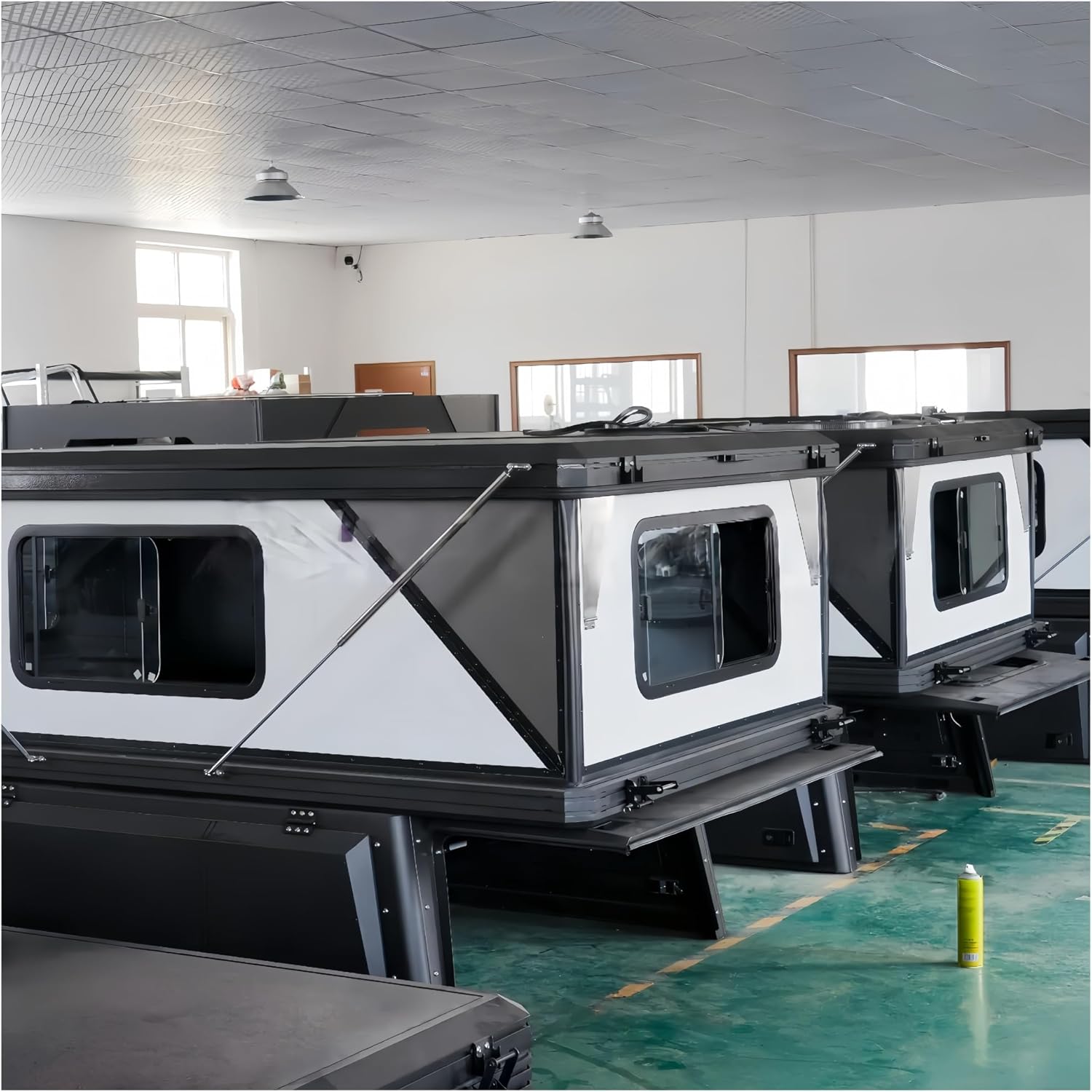 buy BVWBCR roof top tent,should I buy a hard shell roof top tent,BVWBCR roof top tent pros cons,best aluminum roof top tent for trucks,roof top tent worth buying,BVWBCR rooftop tent vs alternatives unboxing and complete package contents