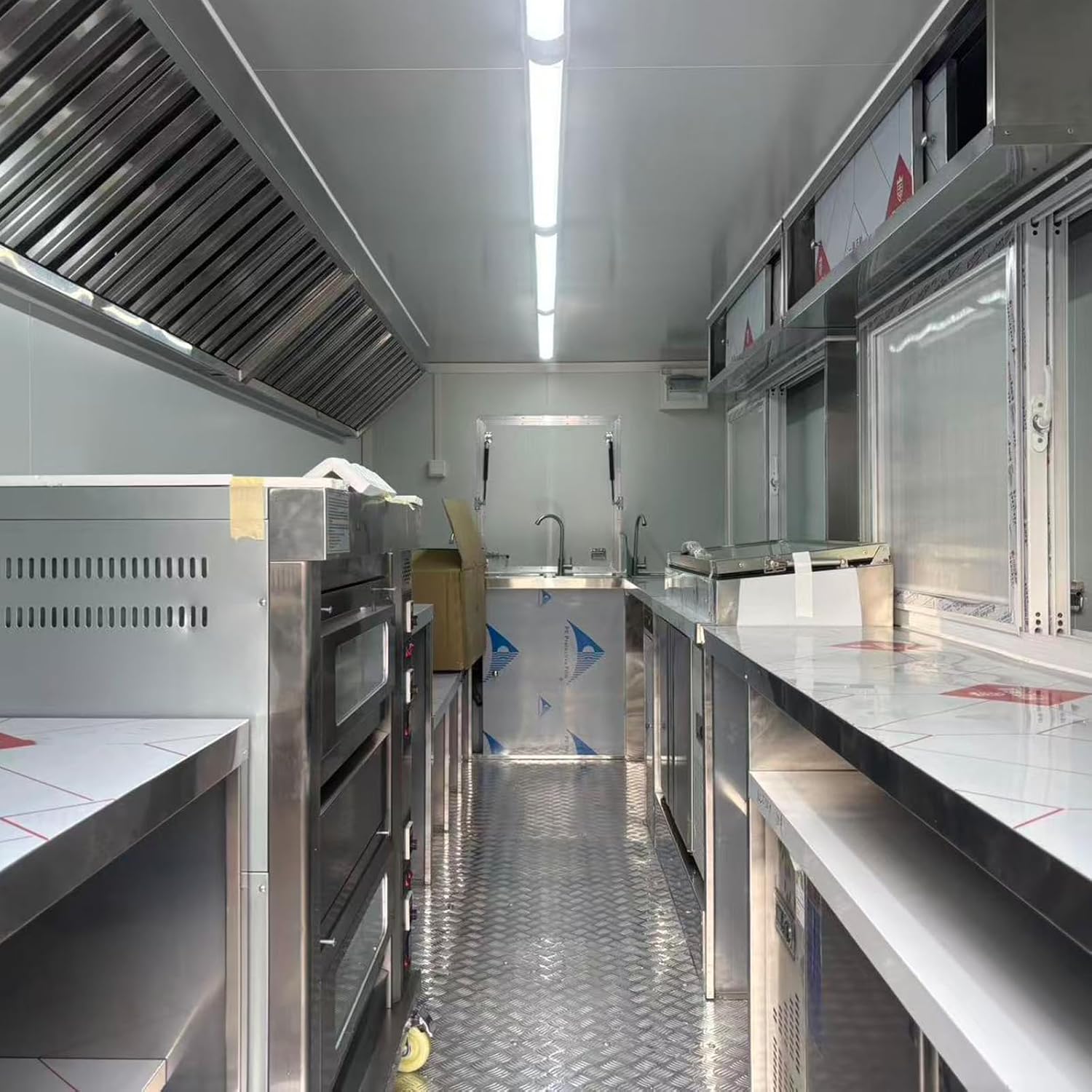 buy TIANHONG food trailer,TIANHONG food trailer worth buying,best commercial food trailer,TIANHONG mobile restaurant pros cons,should I buy a TIANHONG food trailer,TIANHONG vs other food trailers performance testing and real-world results