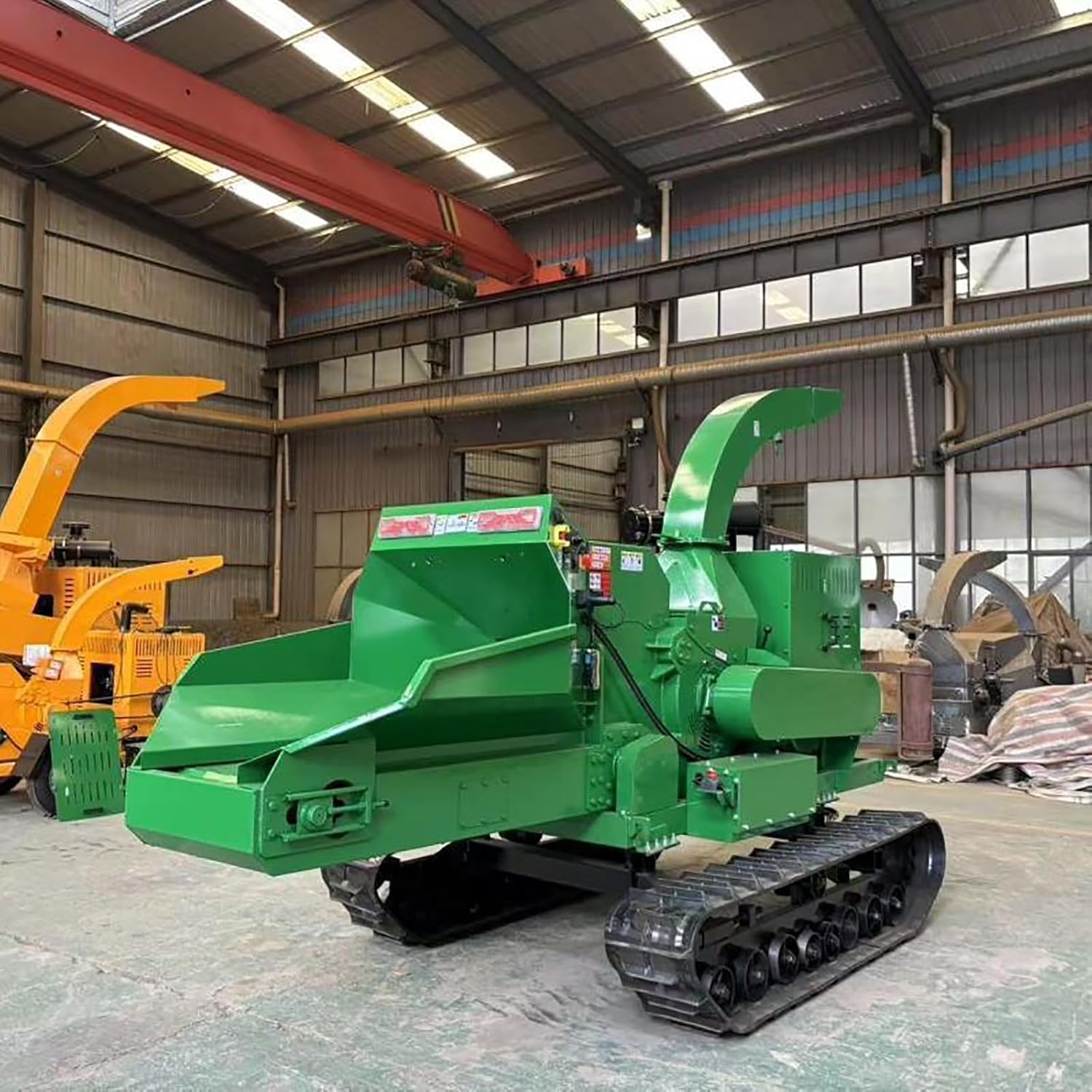 buy tracked wood chipper shredder,best heavy duty chipper for orchards,tracked wood chipper worth buying,wood chipper for forestry teams pros cons,wood chipper vs towable chipper,should I buy a tracked wood chipper performance testing and real-world results